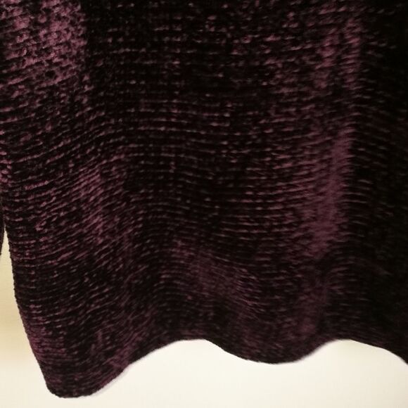 DYNAMITE Burgundy Soft Oversized Chenille Crewneck Sweater Size Small - Picture 5 of 13